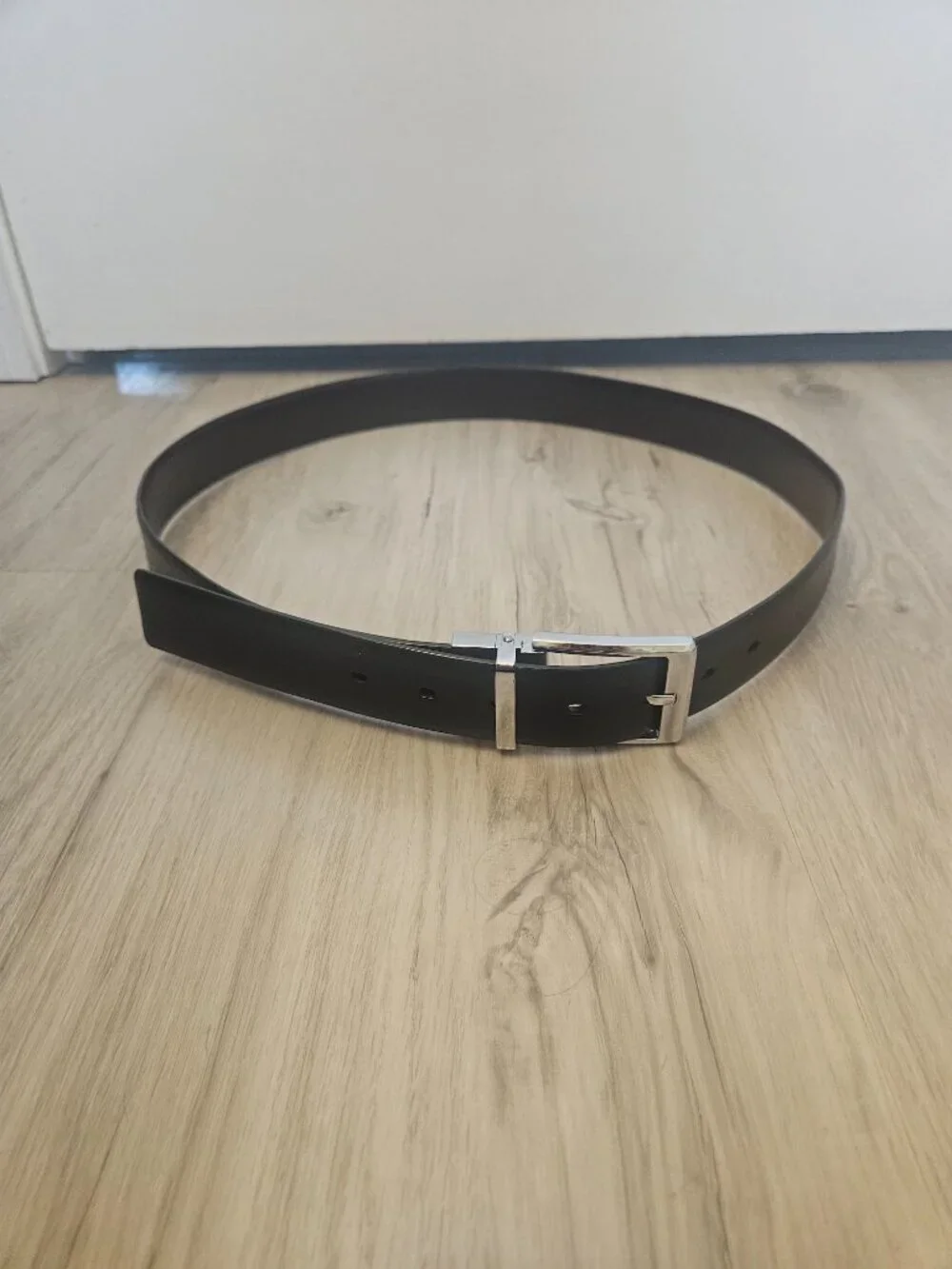 Perry Ellis Reversible Black Brown Leather Belt